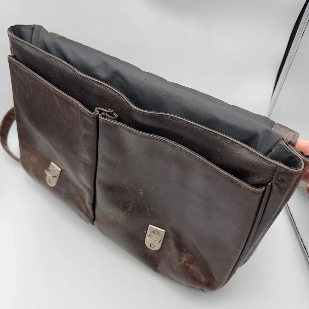 Samsonite Business Casual Series 113 Brown Leather Messenger Bag Briefcase